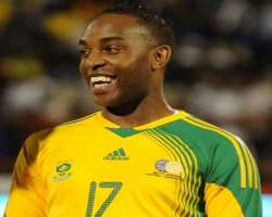 He used to play with the teams Young Pirates and Crusaders in his youth careers. The team was managed by his uncle.